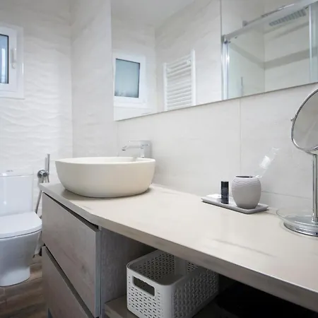 Tarraco Homes-th139 Centrico Con Vistas Al Mar Y Parking *